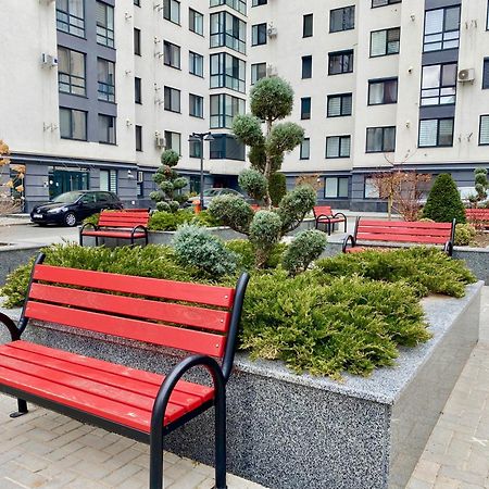 Apartament Lux Chisinau Bagian luar foto