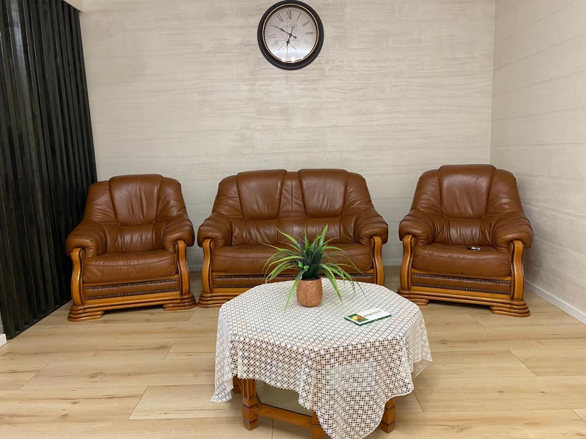 Apartament Lux Chisinau Bagian luar foto