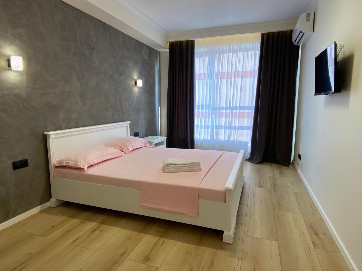 Apartament Lux Chisinau Bagian luar foto