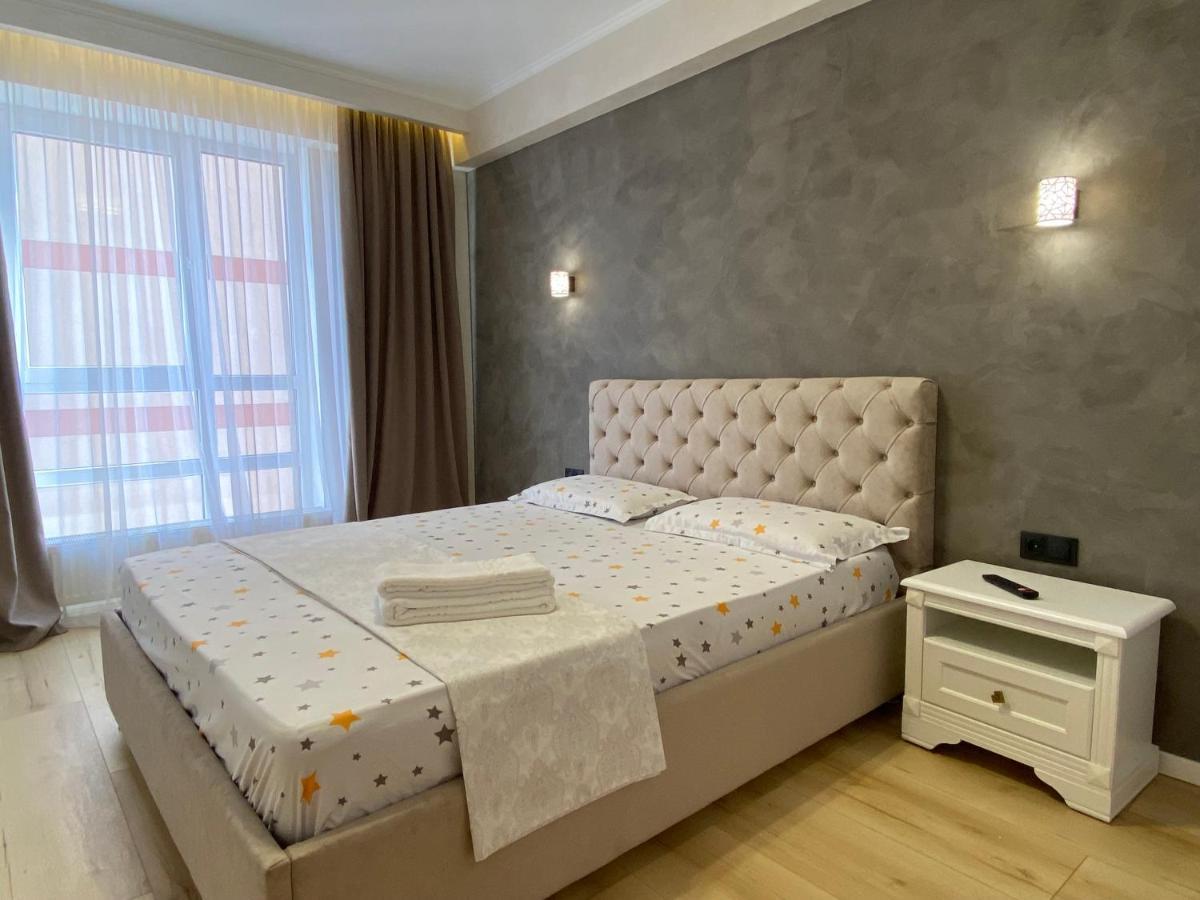 Apartament Lux Chisinau Bagian luar foto