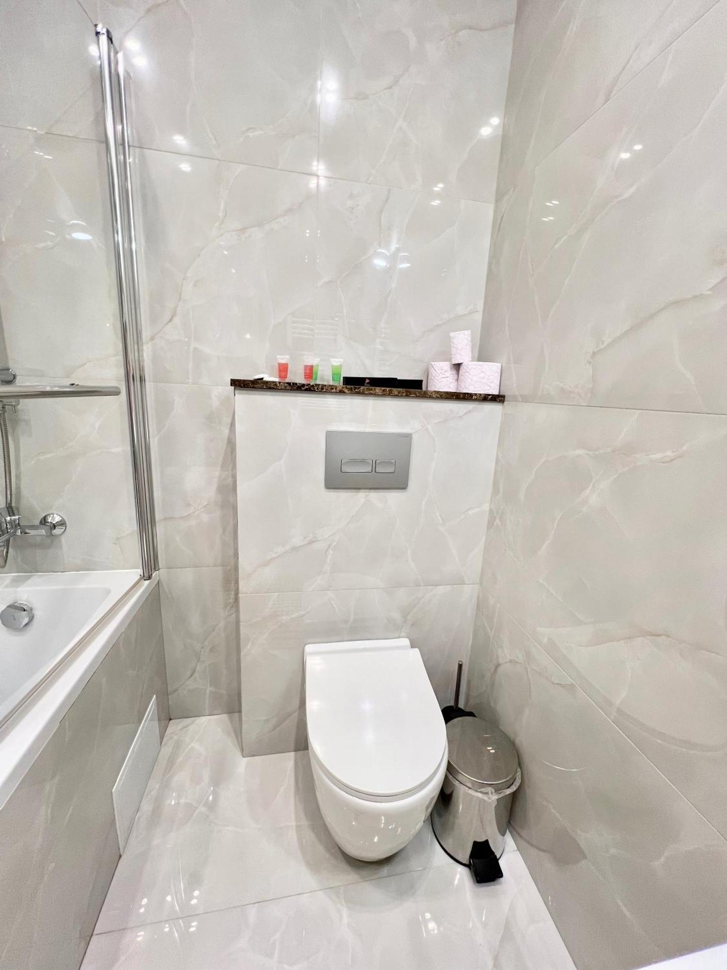 Apartament Lux Chisinau Bagian luar foto