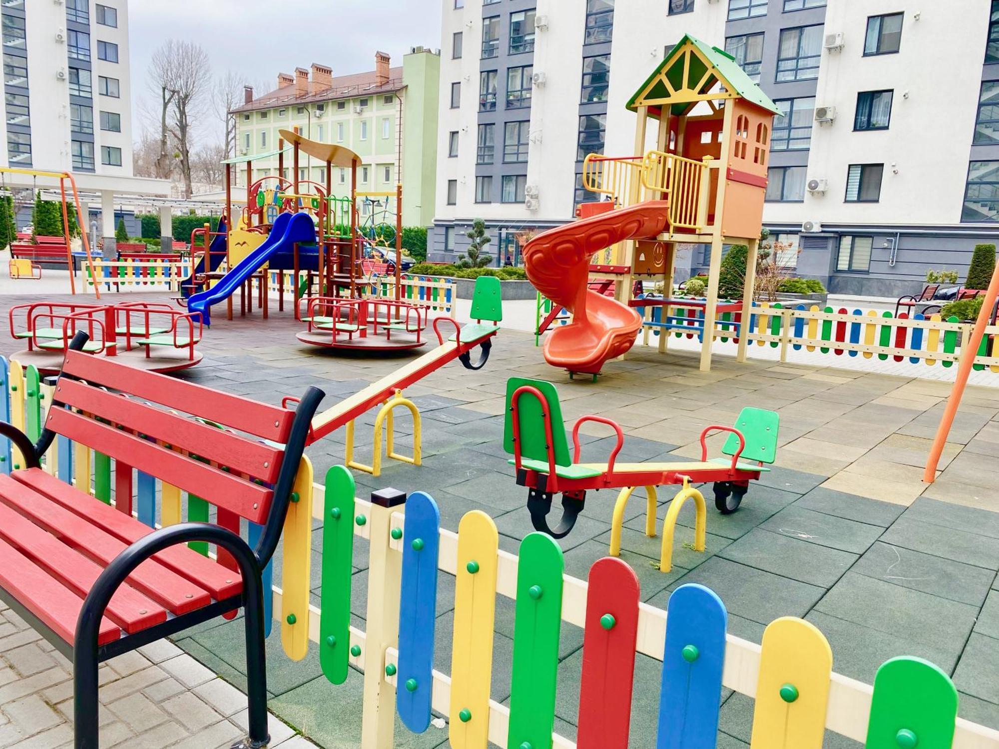 Apartament Lux Chisinau Bagian luar foto