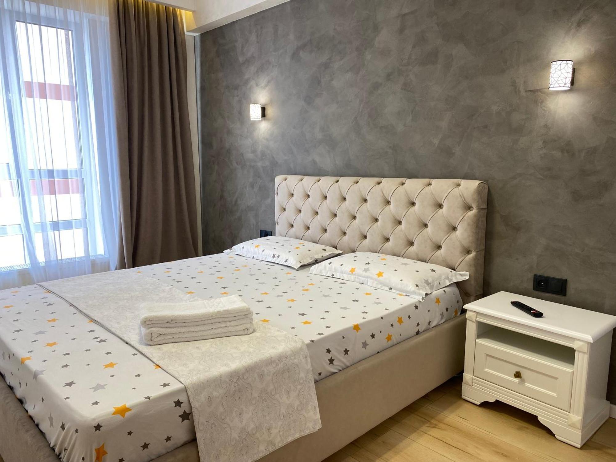 Apartament Lux Chisinau Bagian luar foto