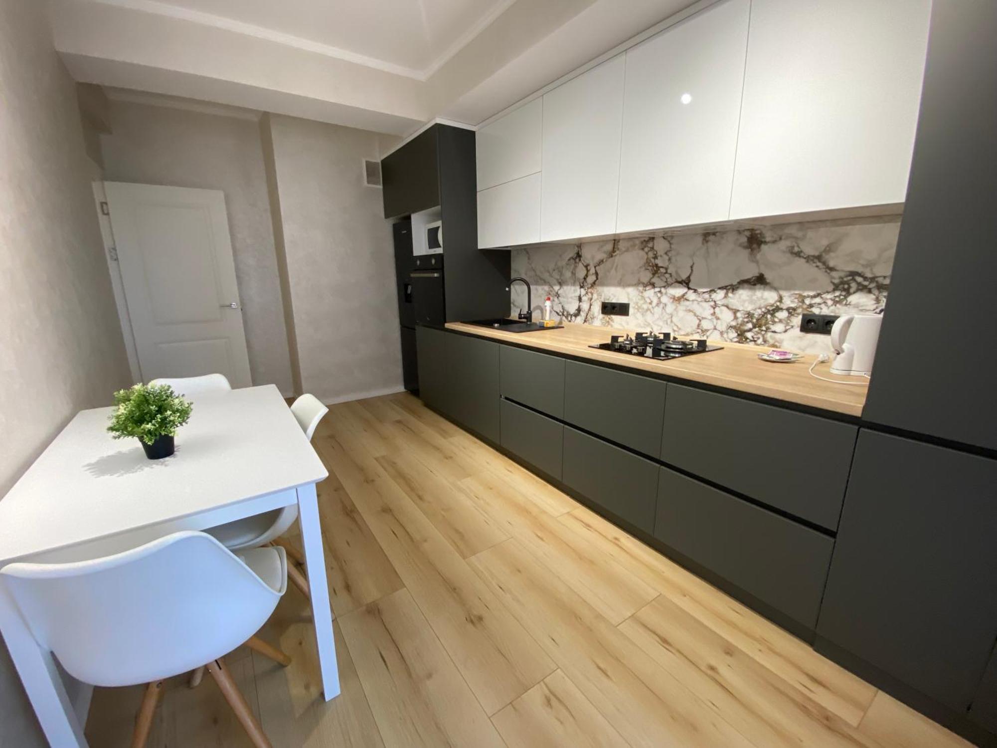 Apartament Lux Chisinau Bagian luar foto